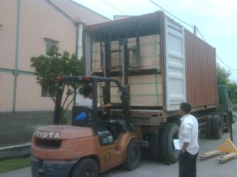 Jasa Pengiriman Barang Via Darat , Laut Dan Udara