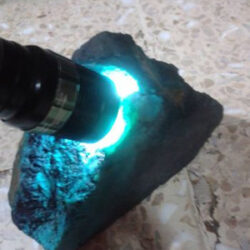 Bongkahan Batu  Bacan