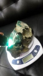 Bongkahan Batu Bacan Super Keristal Doko Dan Palamea