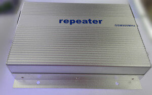 Penguat Sinyal 4G RF-940 4G LTE 900mhz