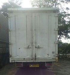 Sewa Mobil Box Jakarta Barat