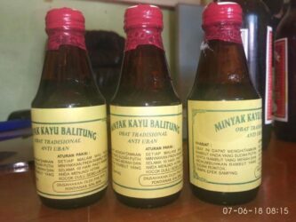 Minyak Kayu Balitung Anti Uban