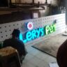 Foto: Spesialis Huruf Timbul, Neonbox, Led Signage, Billboard, Pylon