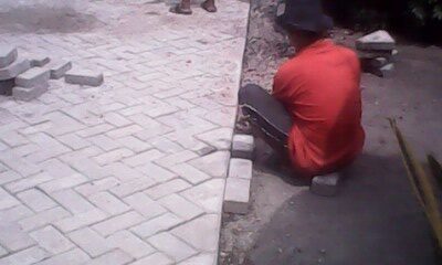 Jasa Tukang Pasang Paving | Tukang Drainase
